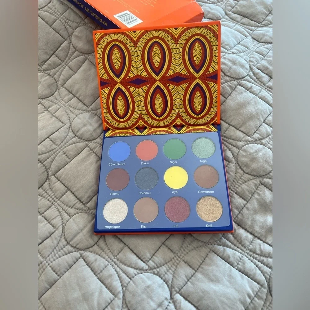 Afrique by Juvia's Eyeshadow Palette NIB